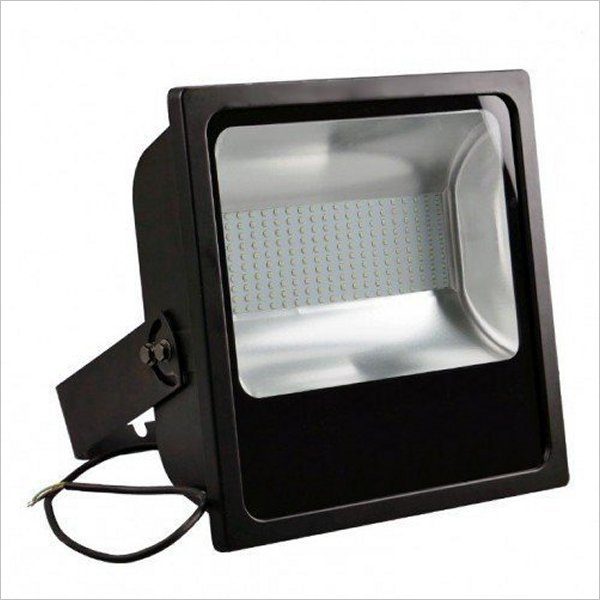 Projecteur LED intense 300W - Installation extérieur et intérieur -  ®